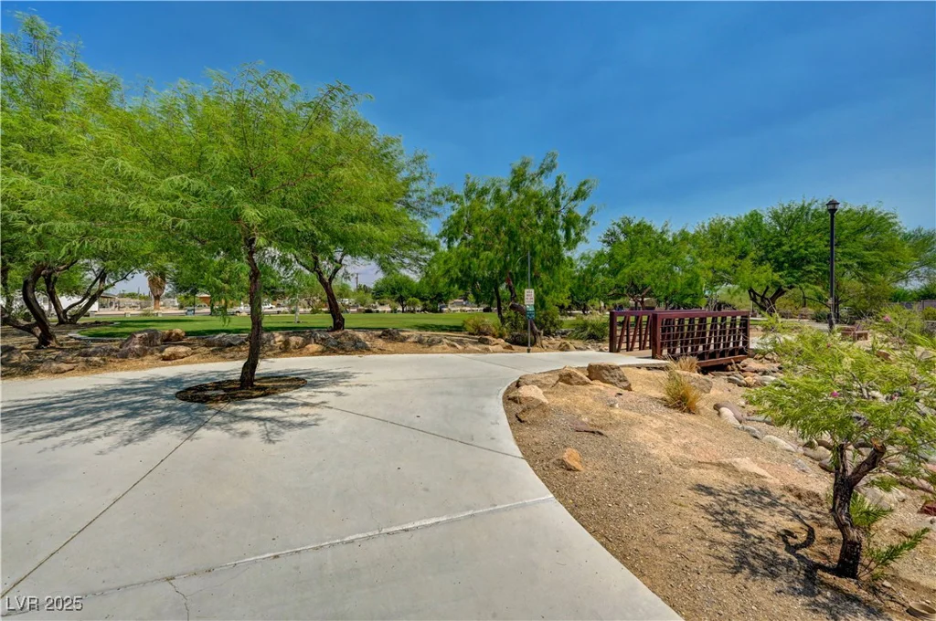 6797 Cardoness, Las Vegas, NV 89139