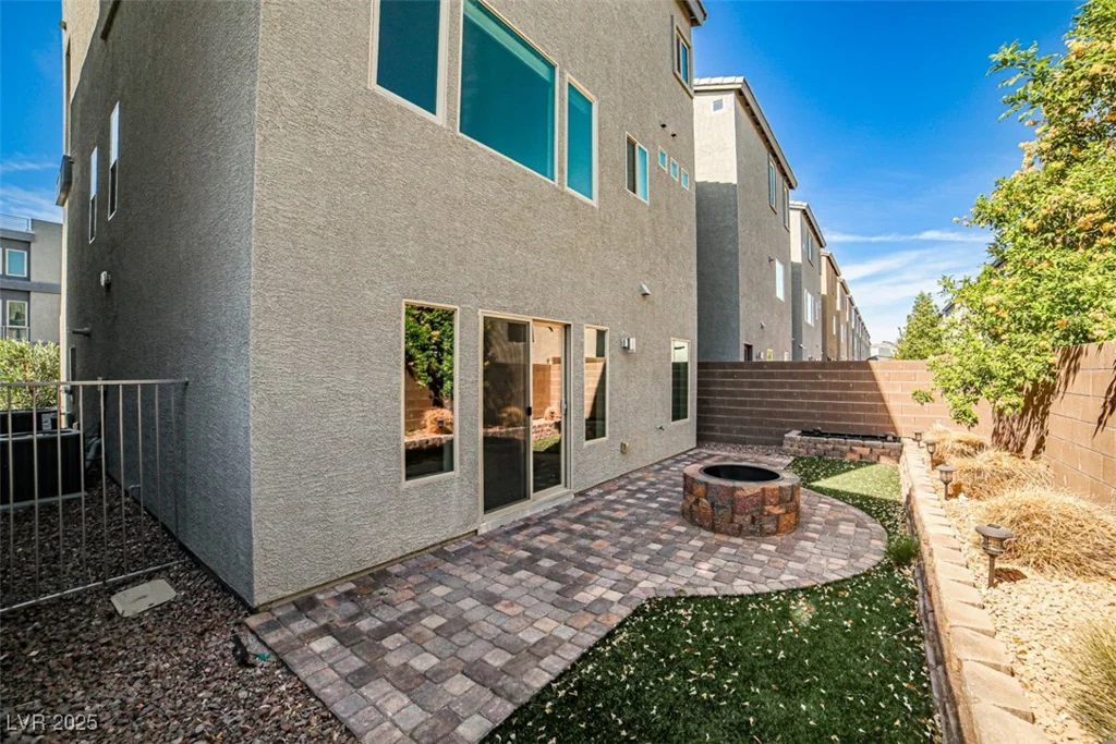 8052 Haywood Estate, Las Vegas, NV 89113