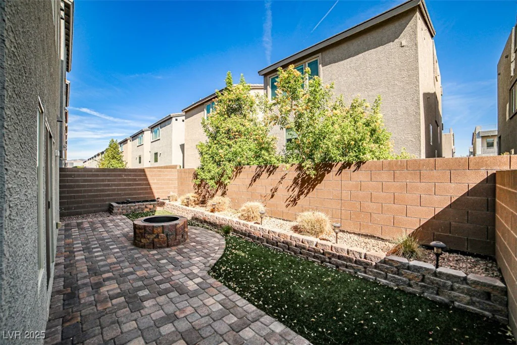 8052 Haywood Estate, Las Vegas, NV 89113