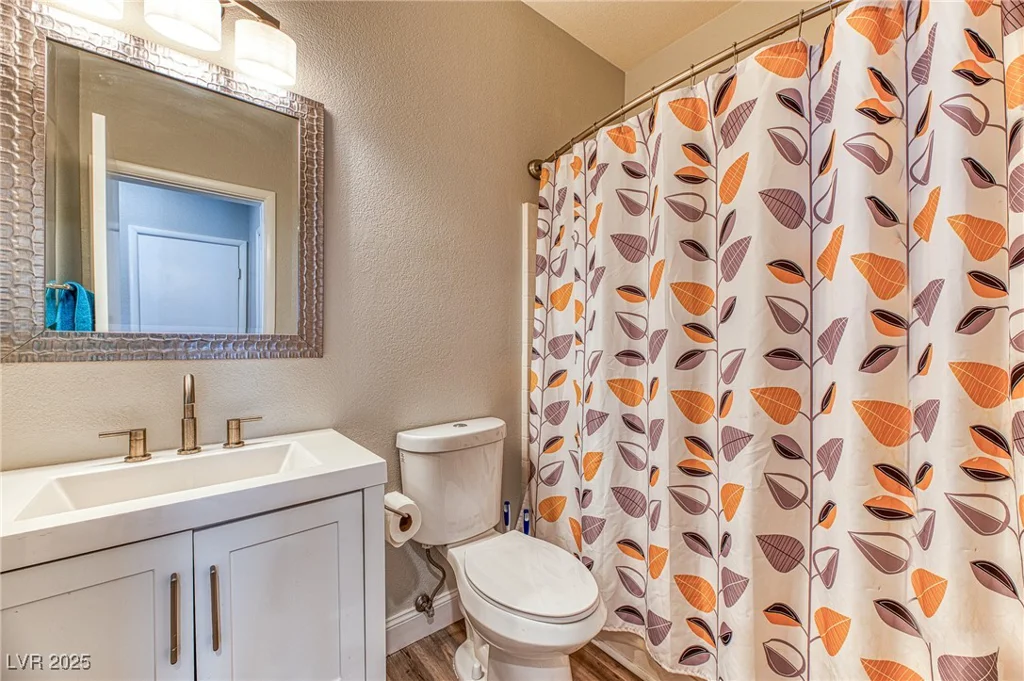 202 Teller, Henderson, NV 89074