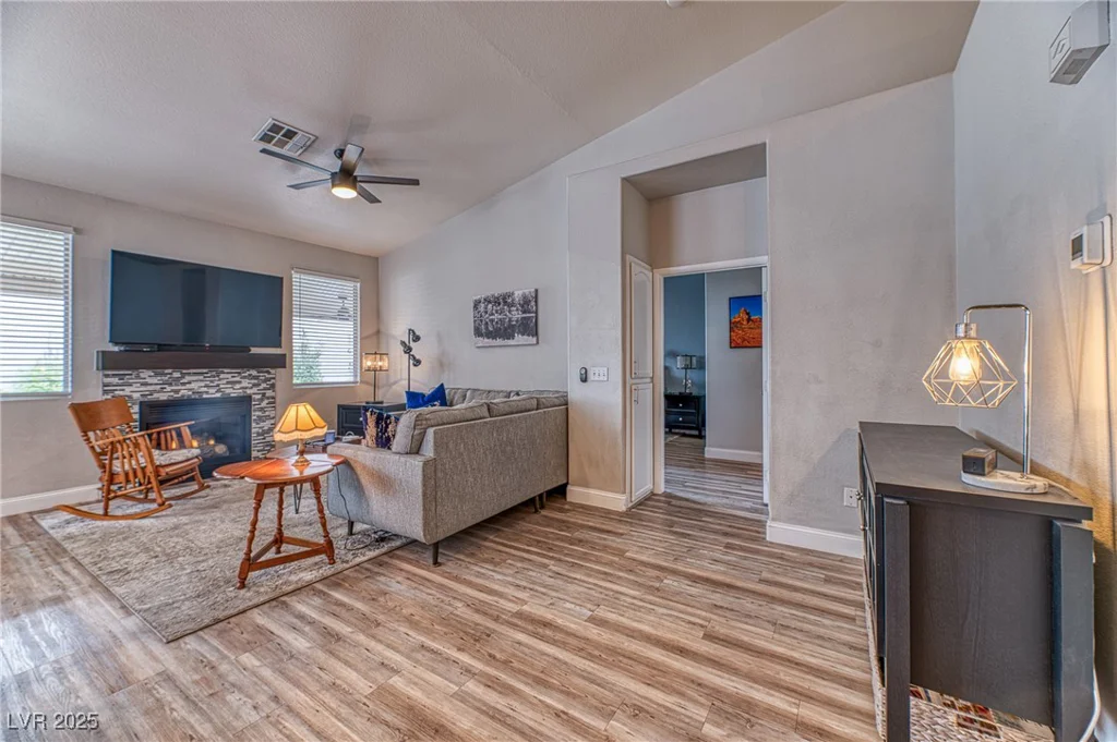 202 Teller, Henderson, NV 89074