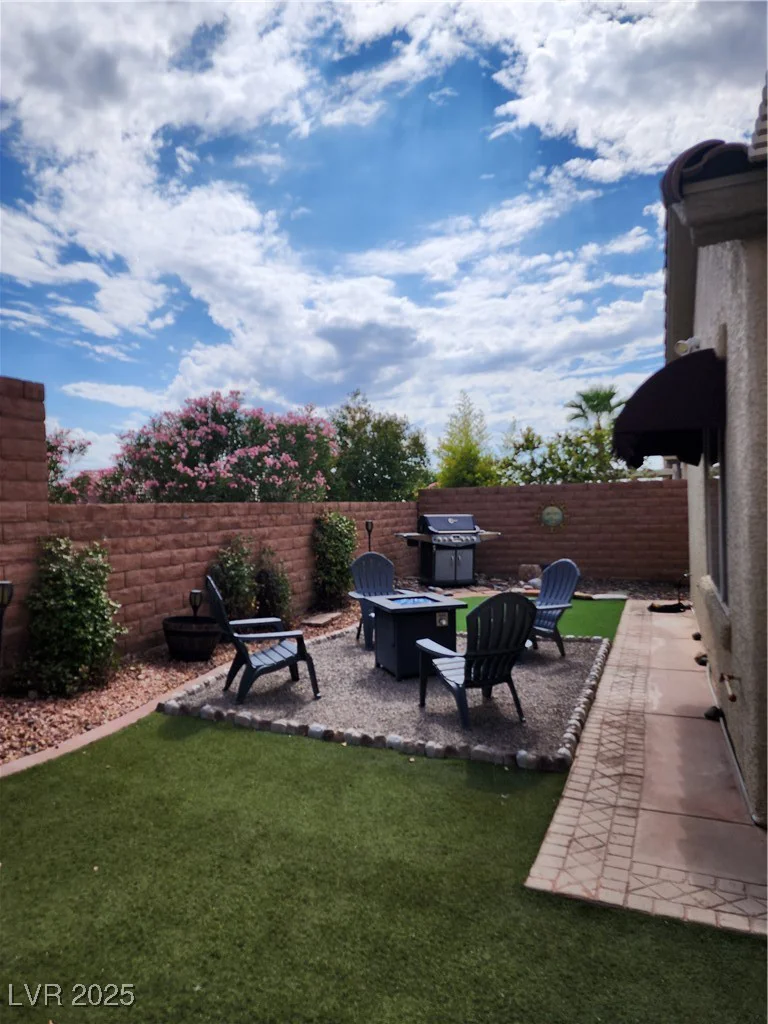 3744 Fading Sun, Las Vegas, NV 89135