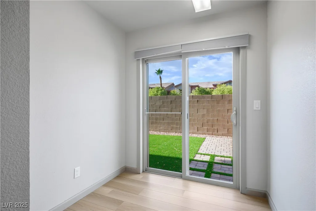 8044 Carpenter Creek, Las Vegas, NV 89113
