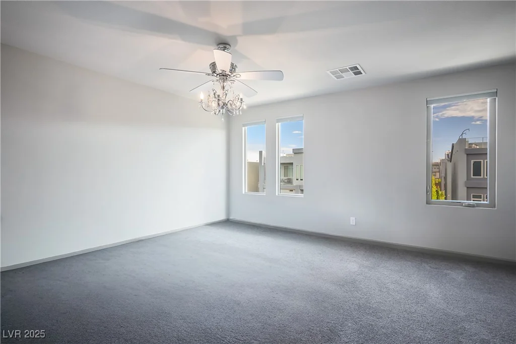 8044 Carpenter Creek, Las Vegas, NV 89113