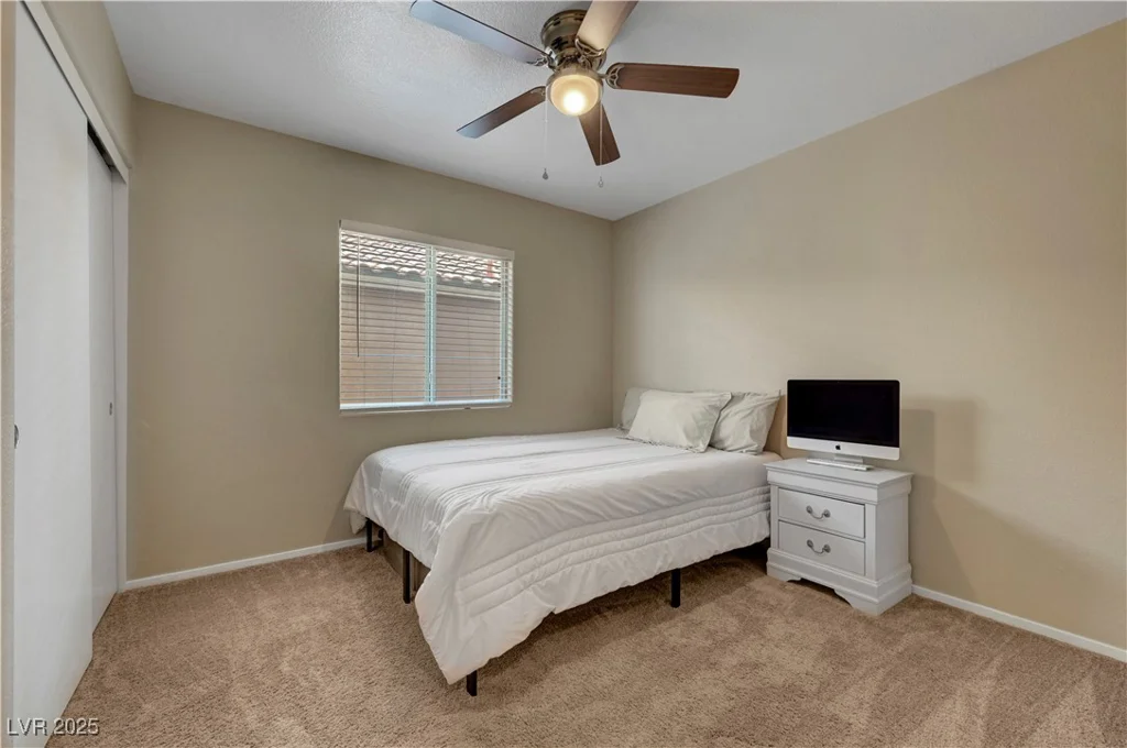 3824 Hollycroft, North Las Vegas, NV 89081