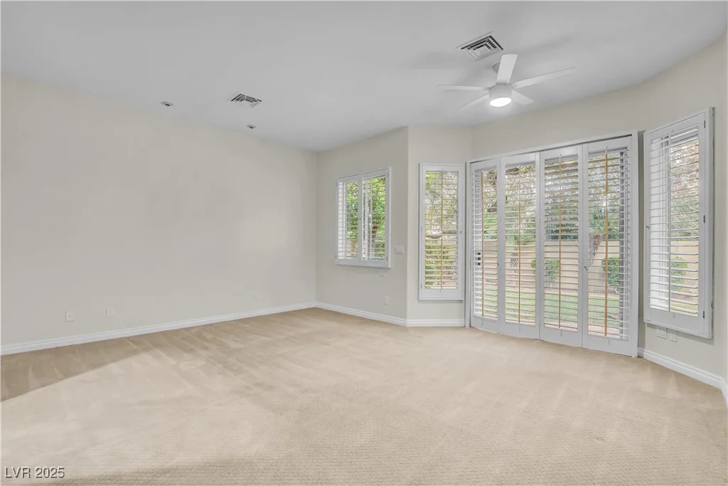 9013 Thornbury, Las Vegas, NV 89134