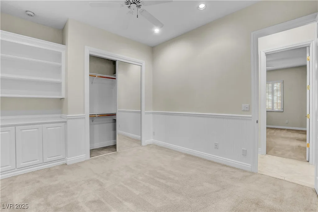 9013 Thornbury, Las Vegas, NV 89134