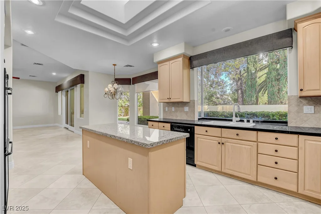 9013 Thornbury, Las Vegas, NV 89134