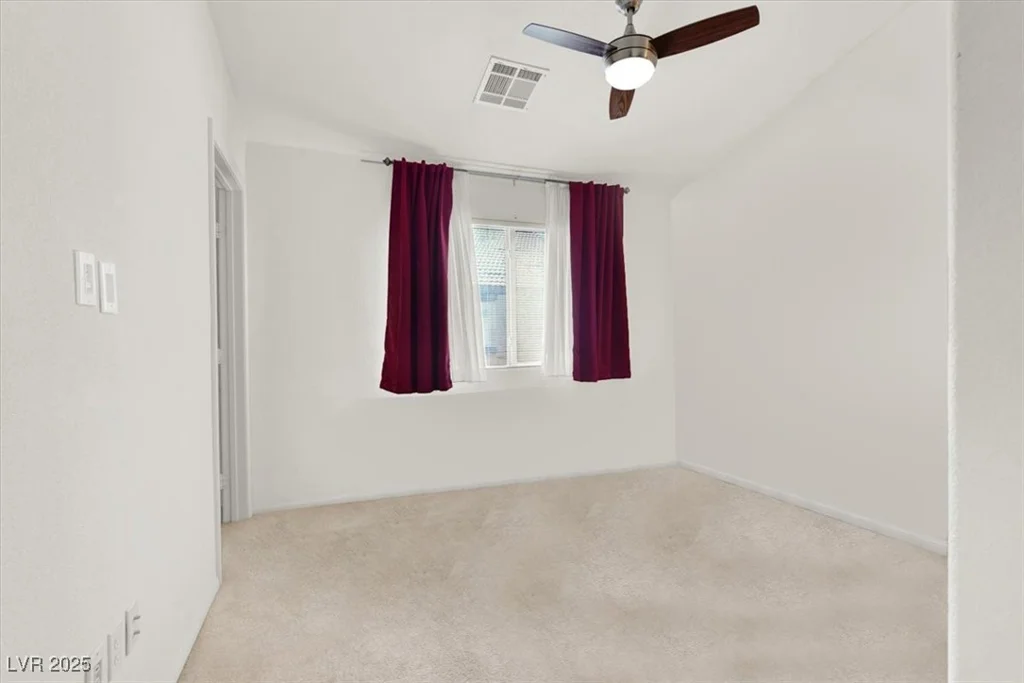 8426 Sluman, Las Vegas, NV 89128