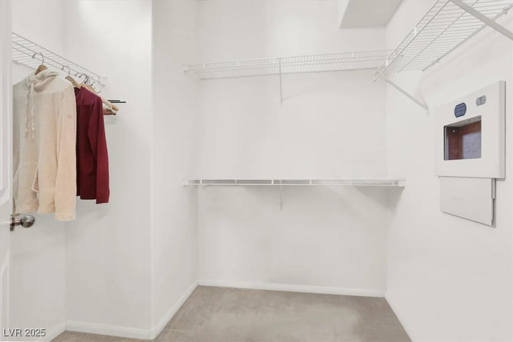 8426 Sluman, Las Vegas, NV 89128