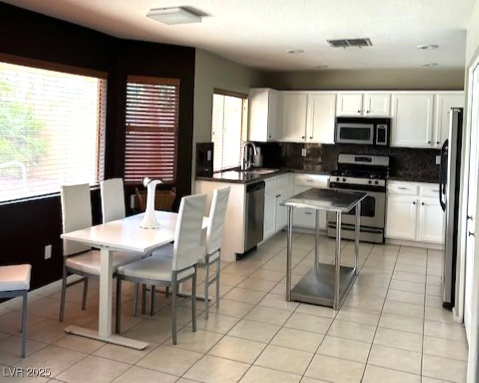 7751 Locke Haven, Las Vegas, NV 89123
