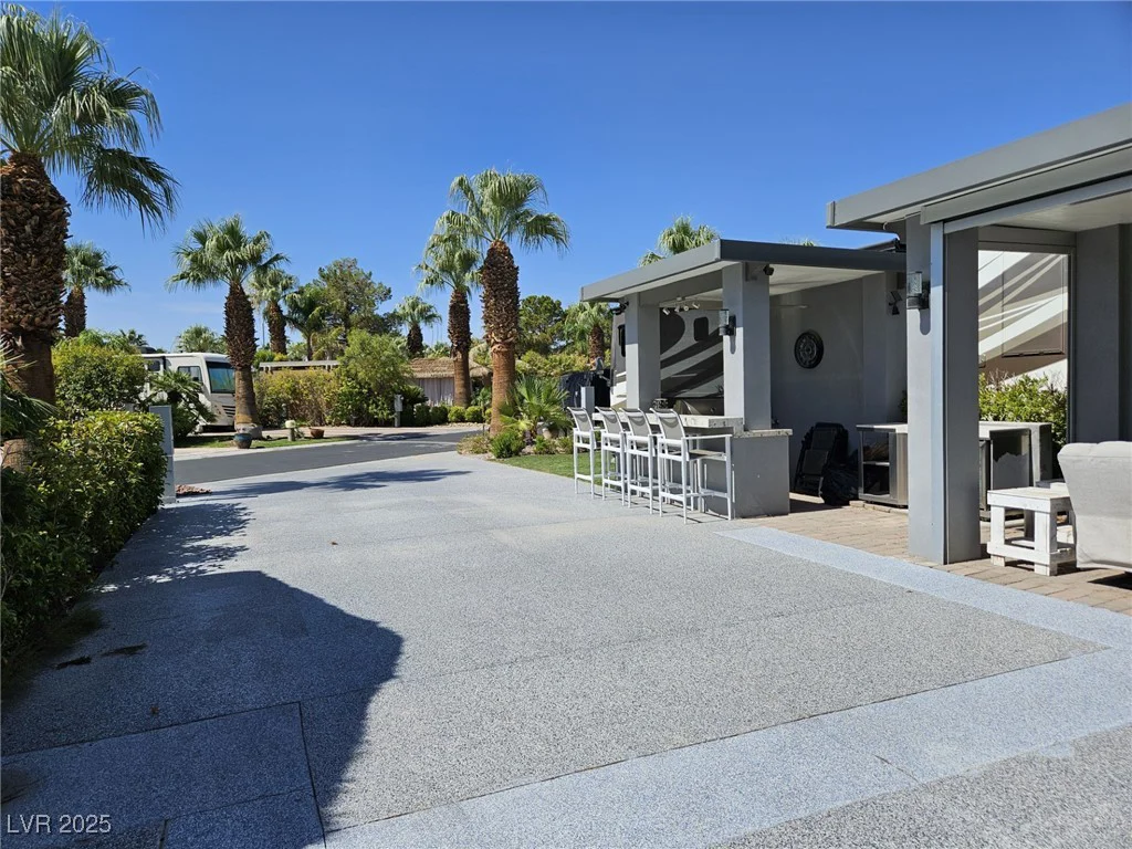 8175 Arville, Las Vegas, NV 89139