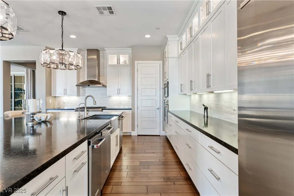 26 Olympia Outlook, Las Vegas, NV 89141