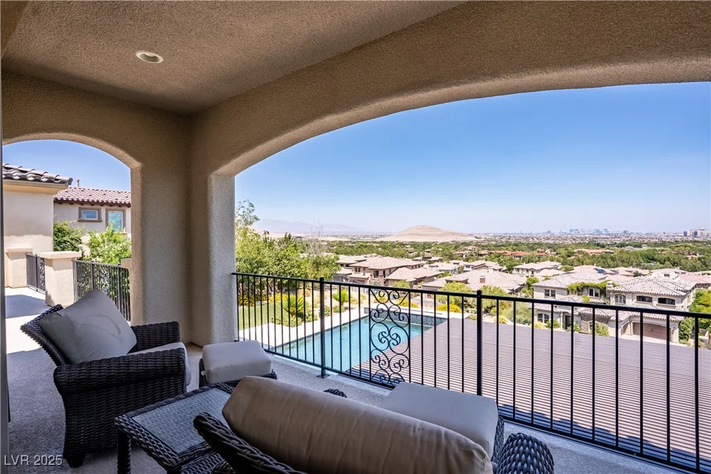 26 Olympia Outlook, Las Vegas, NV 89141