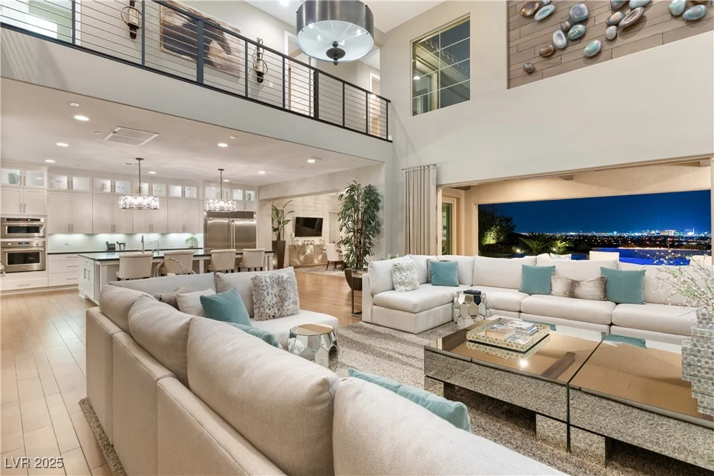 26 Olympia Outlook, Las Vegas, NV 89141
