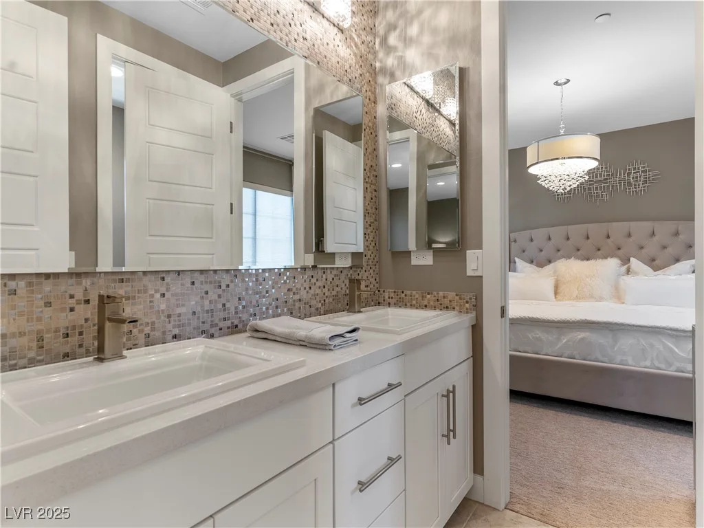 26 Olympia Outlook, Las Vegas, NV 89141