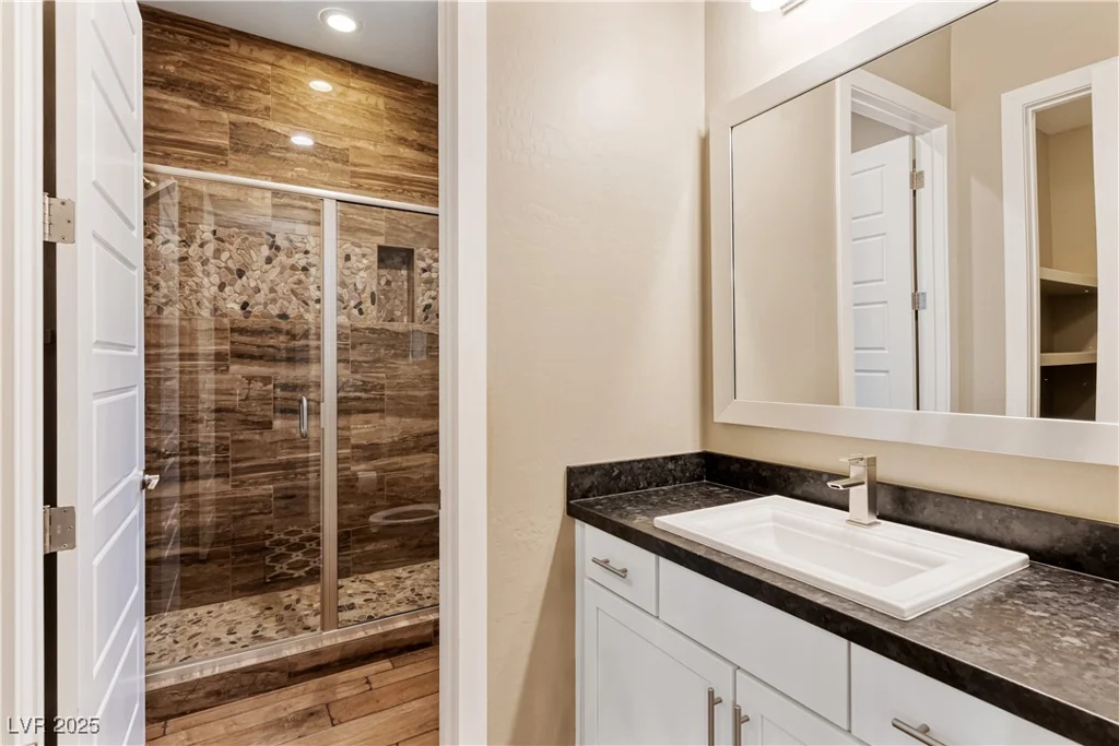 26 Olympia Outlook, Las Vegas, NV 89141