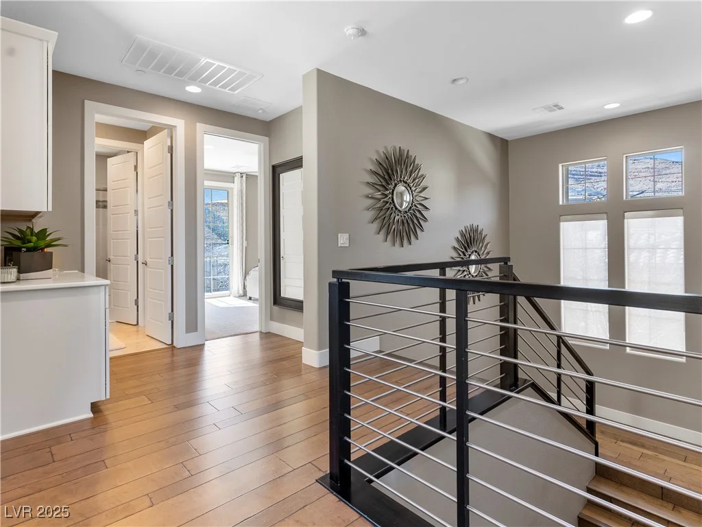 26 Olympia Outlook, Las Vegas, NV 89141