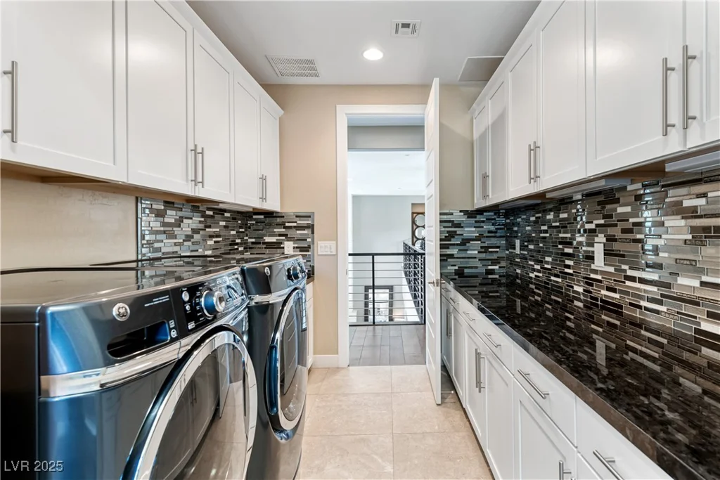 26 Olympia Outlook, Las Vegas, NV 89141