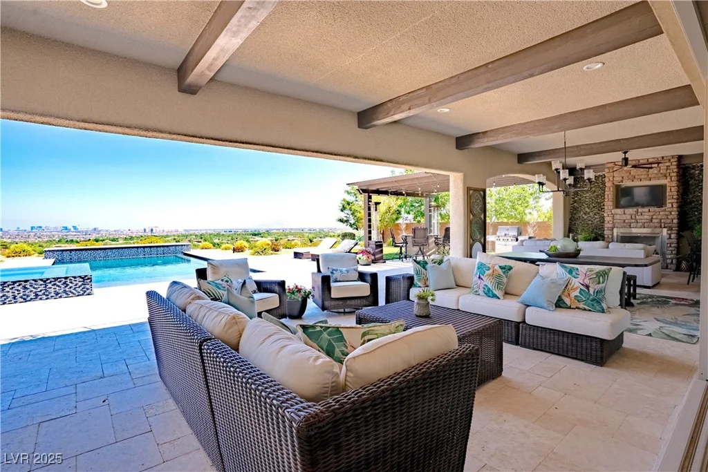 26 Olympia Outlook, Las Vegas, NV 89141
