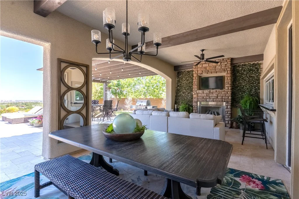 26 Olympia Outlook, Las Vegas, NV 89141