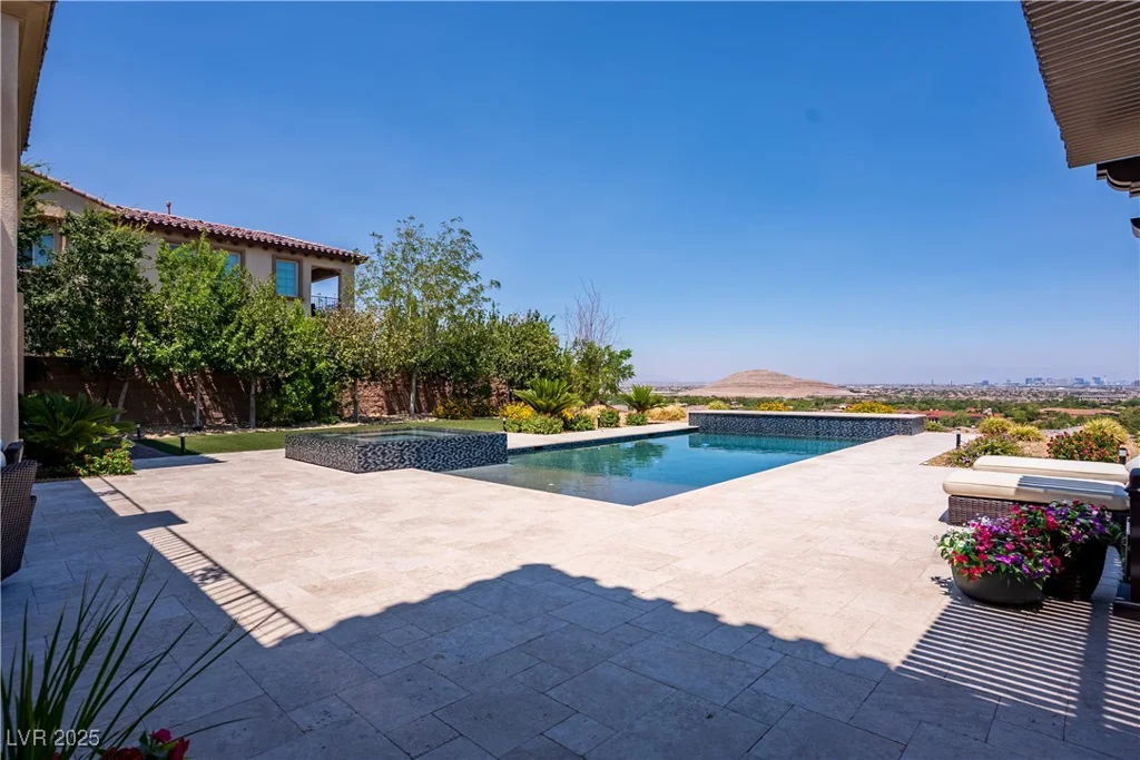 26 Olympia Outlook, Las Vegas, NV 89141