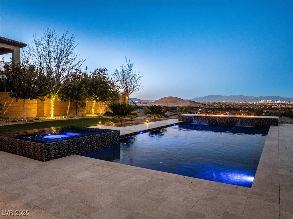 26 Olympia Outlook, Las Vegas, NV 89141