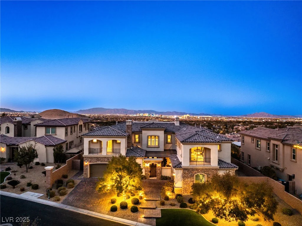 26 Olympia Outlook, Las Vegas, NV 89141