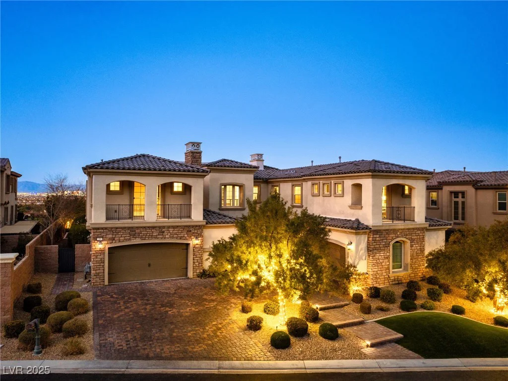 26 Olympia Outlook, Las Vegas, NV 89141