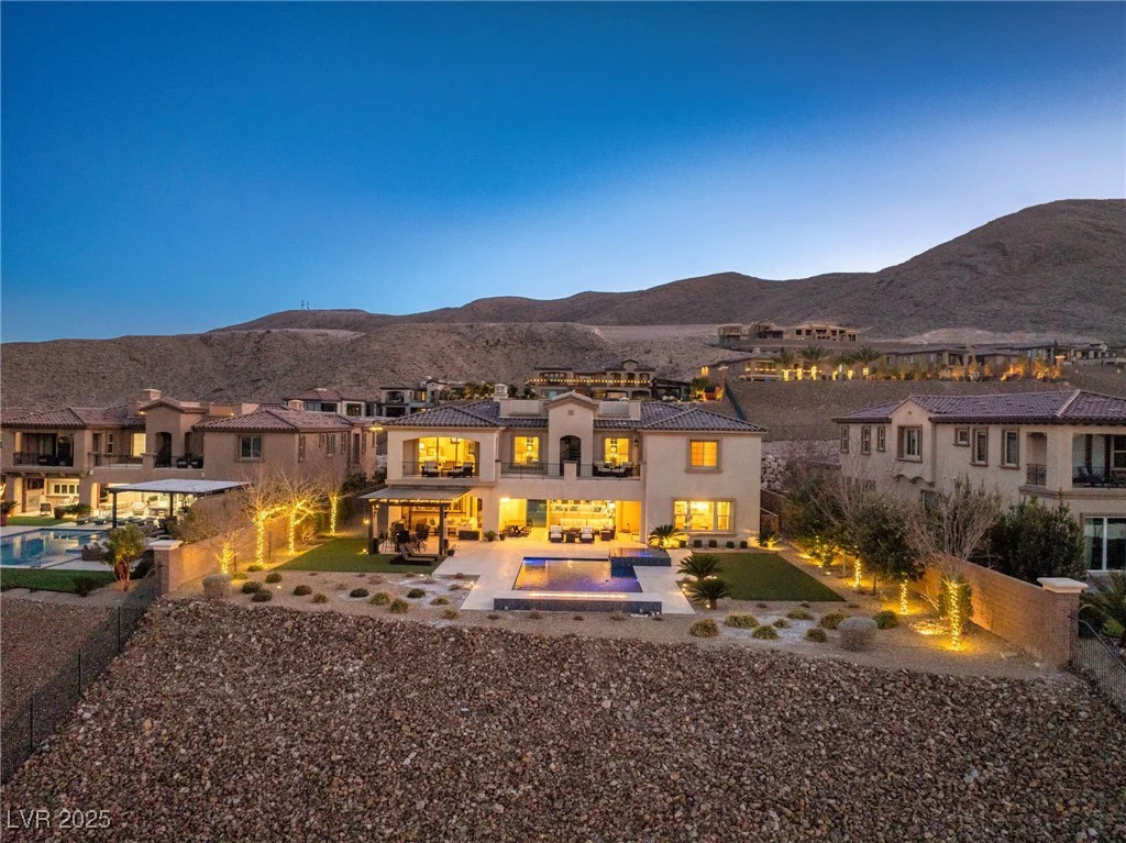 26 Olympia Outlook, Las Vegas, NV 89141