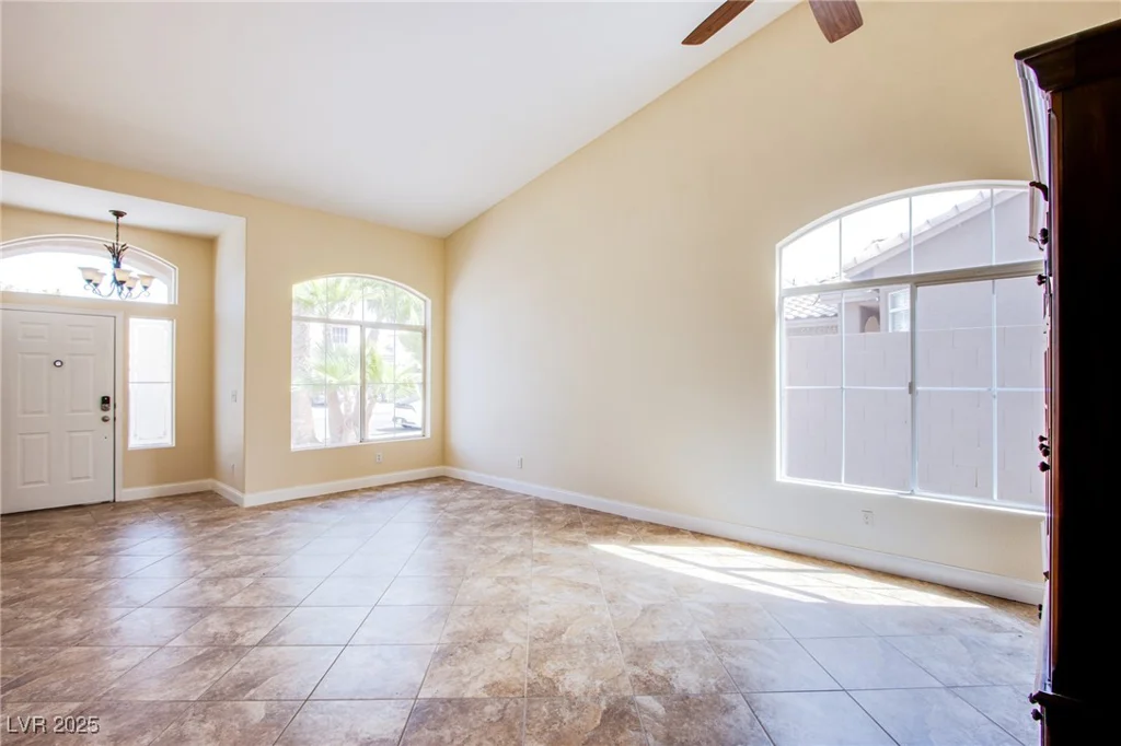 2019 Fallsburg, Henderson, NV 89002