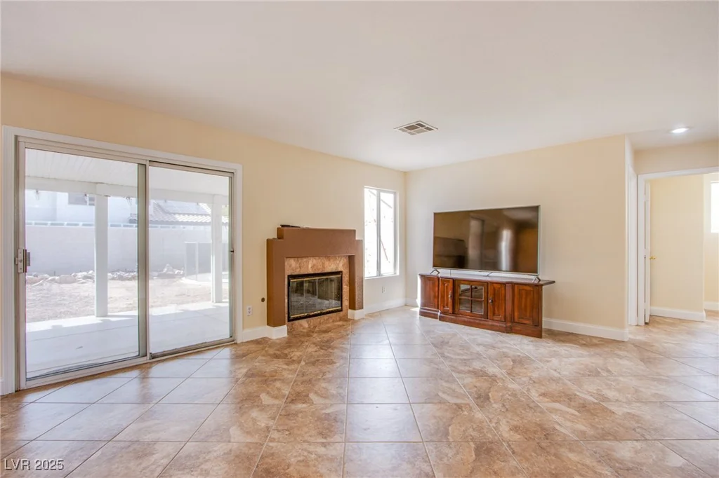 2019 Fallsburg, Henderson, NV 89002