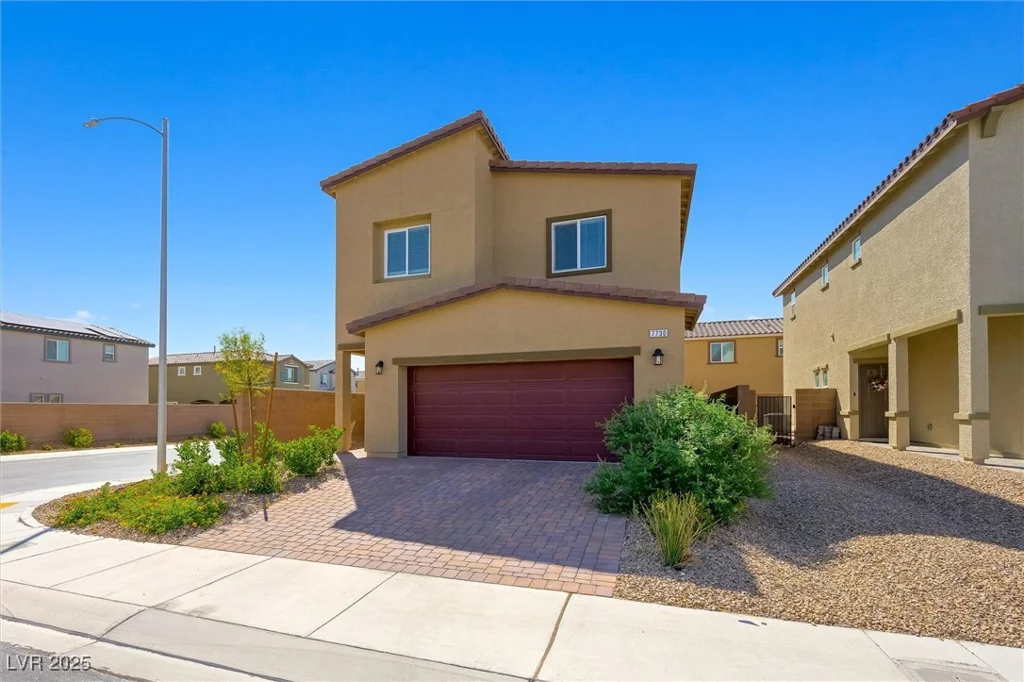 7730 Moore Creek, North Las Vegas, NV 89084