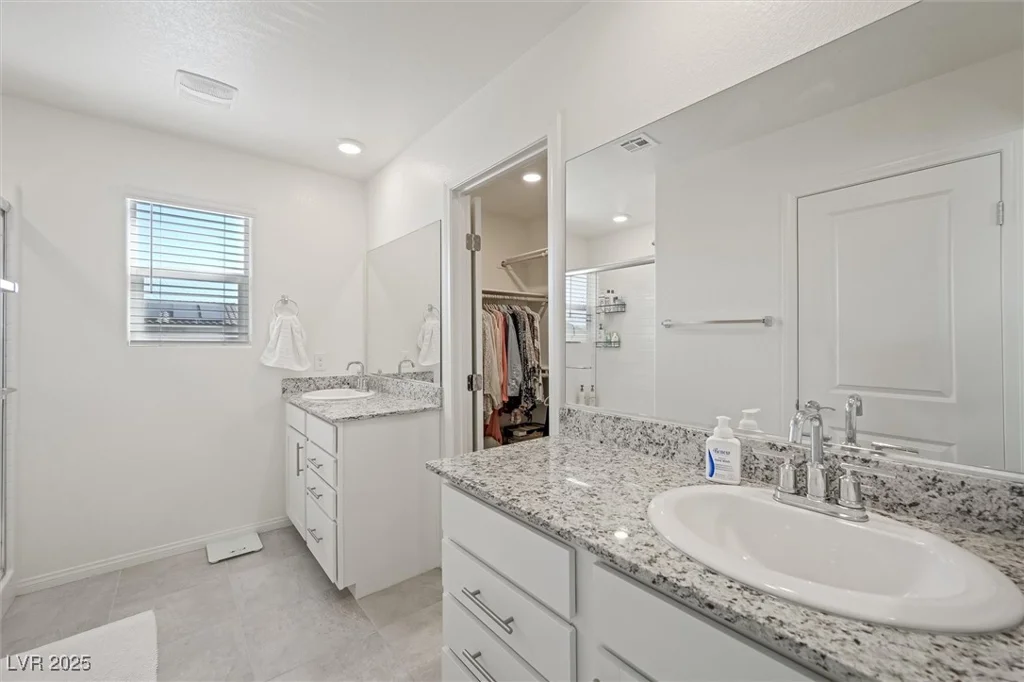 7730 Moore Creek, North Las Vegas, NV 89084