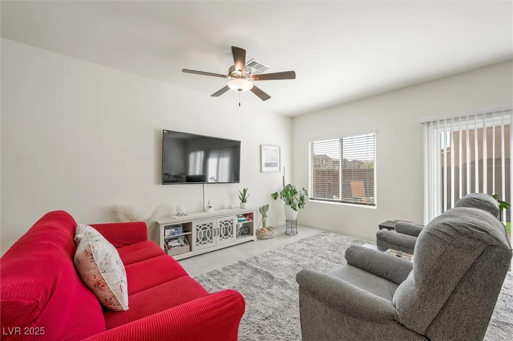 7730 Moore Creek, North Las Vegas, NV 89084