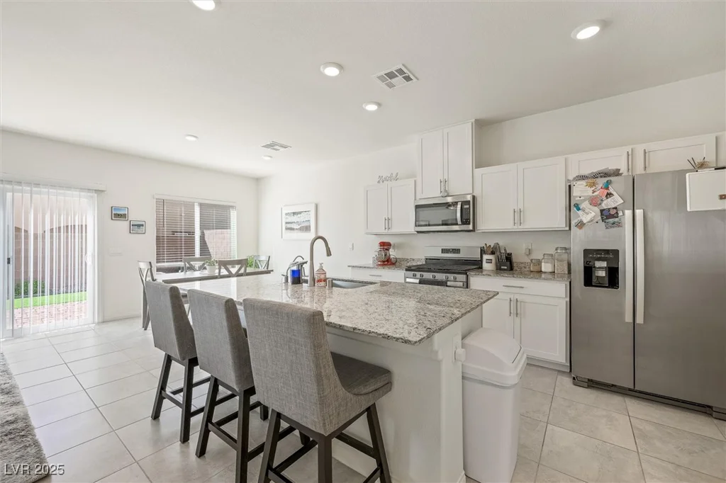 7730 Moore Creek, North Las Vegas, NV 89084