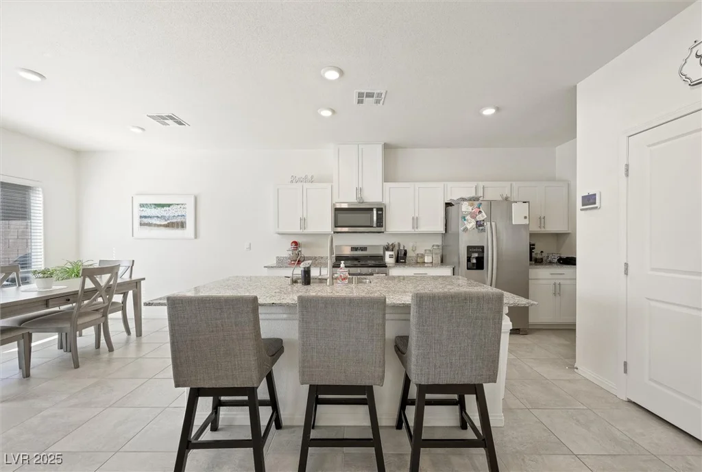 7730 Moore Creek, North Las Vegas, NV 89084