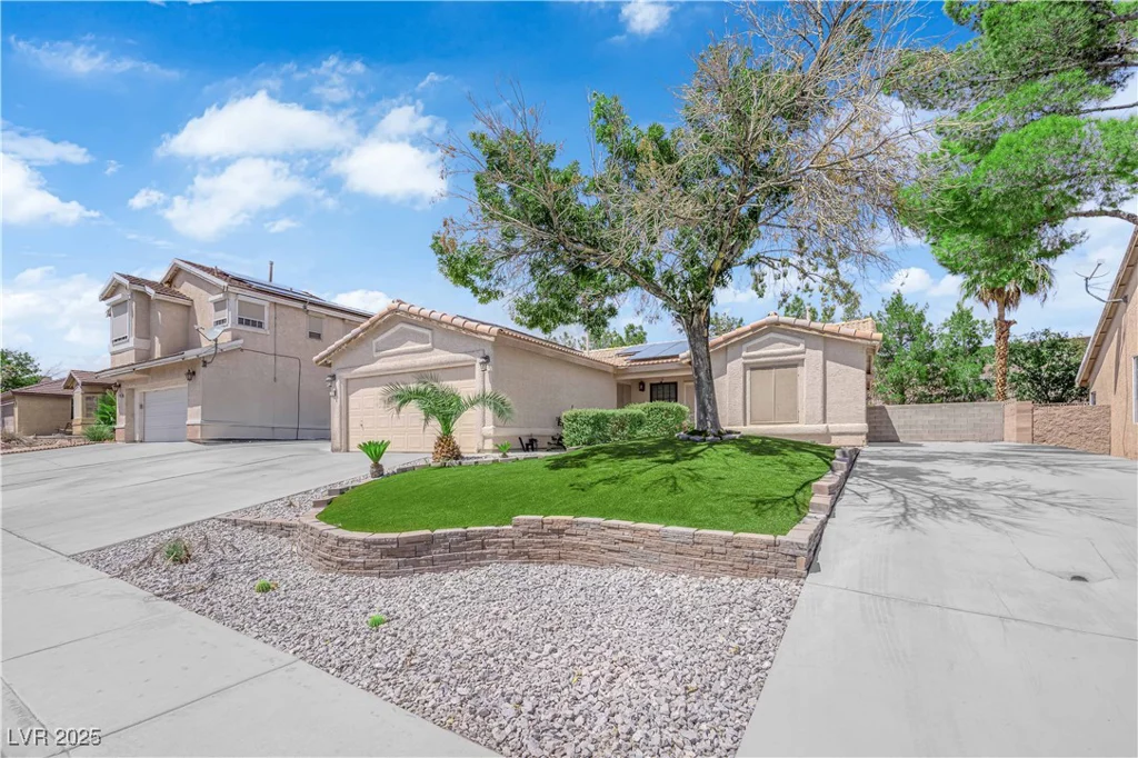 2924 Asher, North Las Vegas, NV 89032