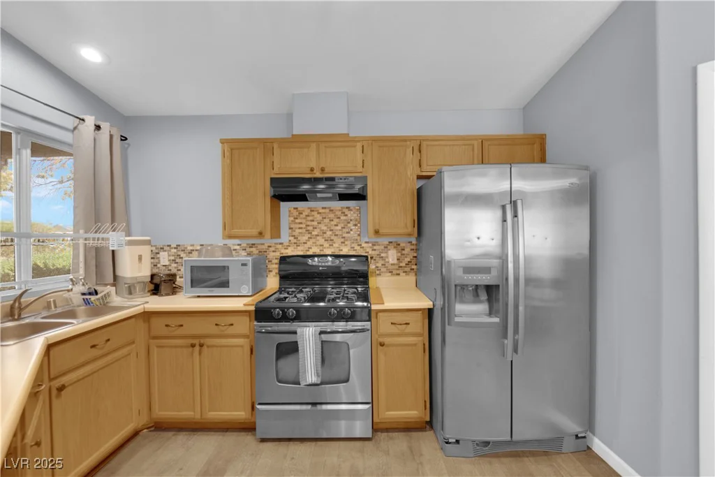 2924 Asher, North Las Vegas, NV 89032