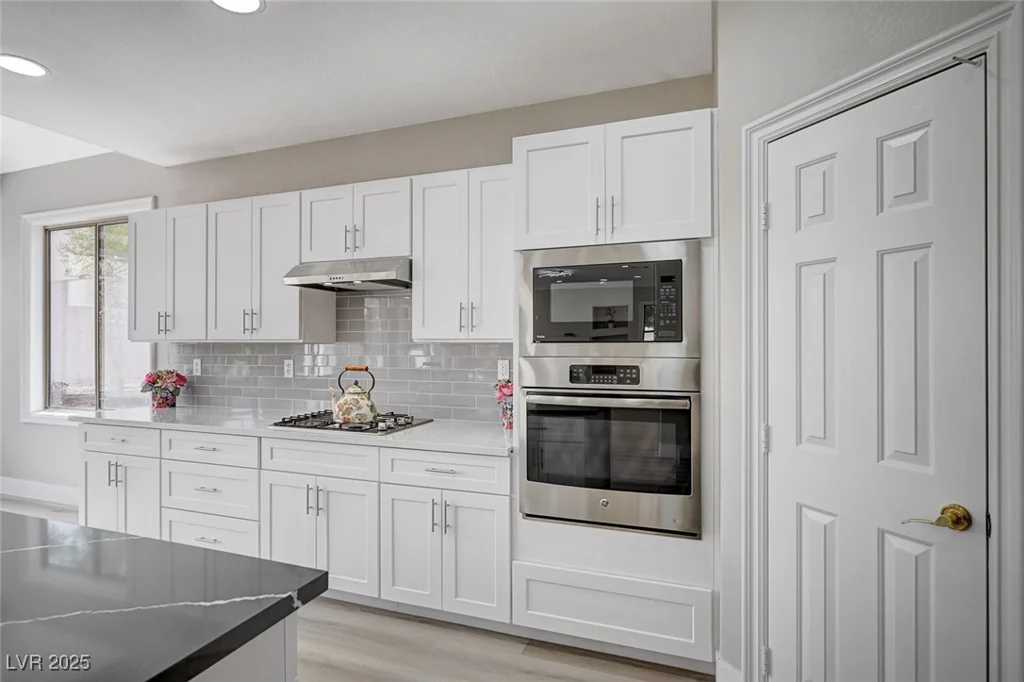 21 Bridal Falls, Las Vegas, NV 89148