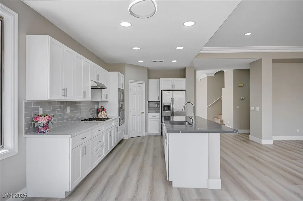 21 Bridal Falls, Las Vegas, NV 89148