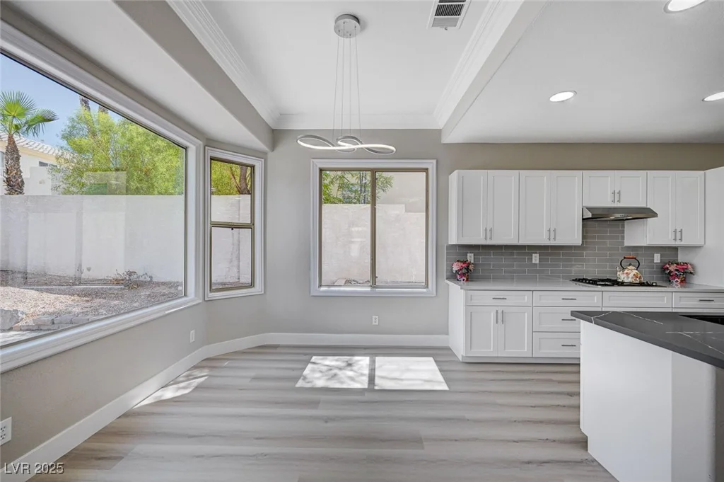 21 Bridal Falls, Las Vegas, NV 89148