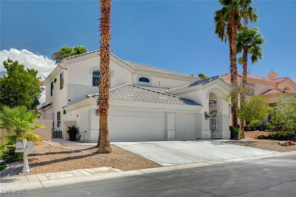 21 Bridal Falls, Las Vegas, NV 89148