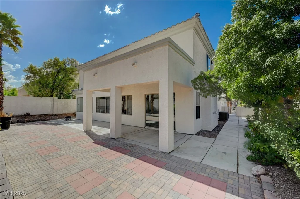 21 Bridal Falls, Las Vegas, NV 89148