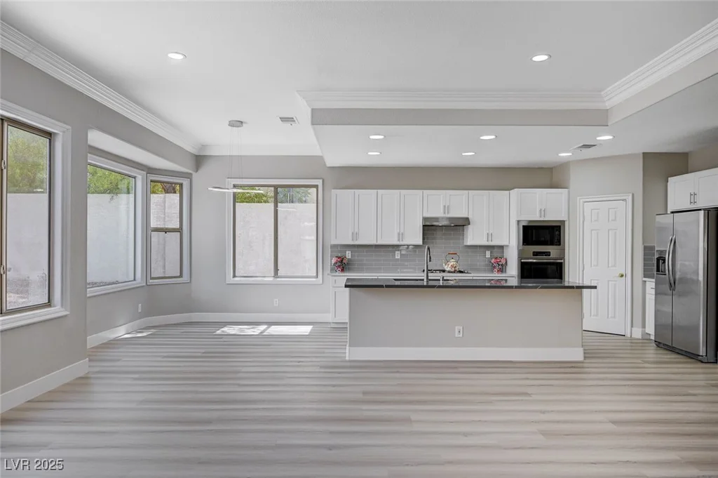 21 Bridal Falls, Las Vegas, NV 89148