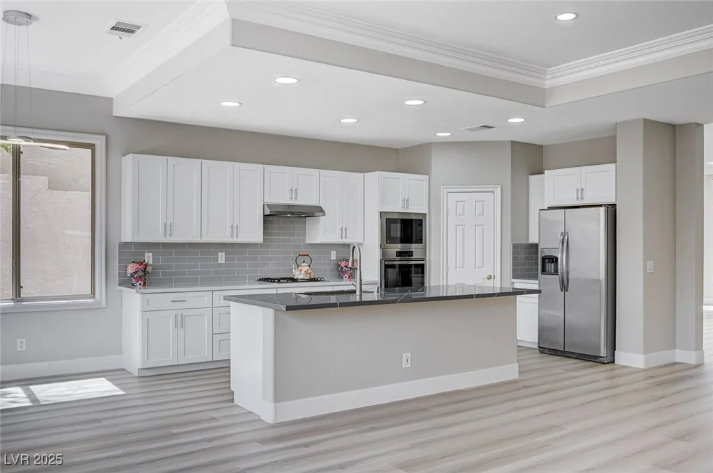 21 Bridal Falls, Las Vegas, NV 89148
