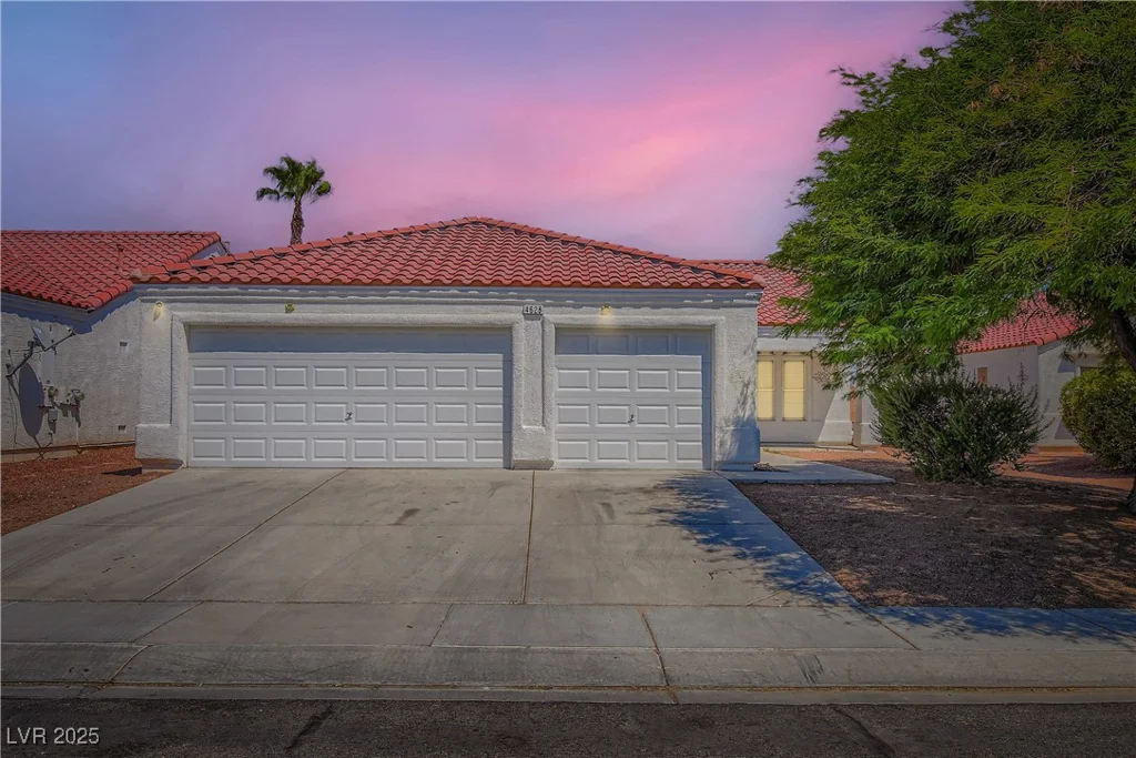 4628 Gleaming Meadows, North Las Vegas, NV 89031
