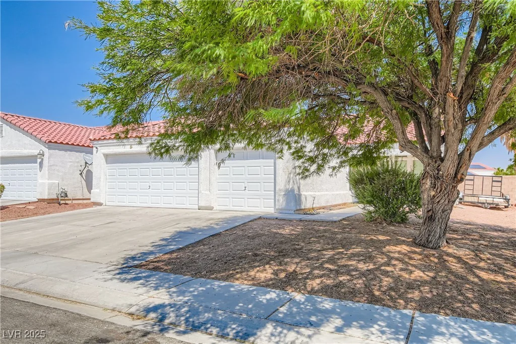 4628 Gleaming Meadows, North Las Vegas, NV 89031