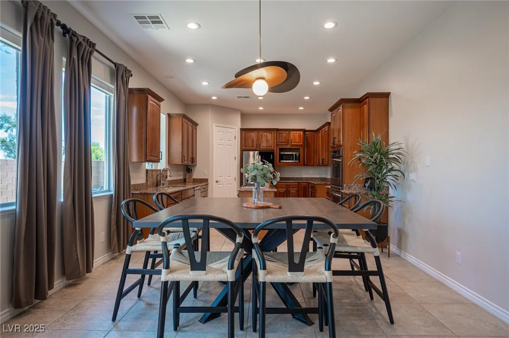 6760 Quapaw, Las Vegas, NV 89149