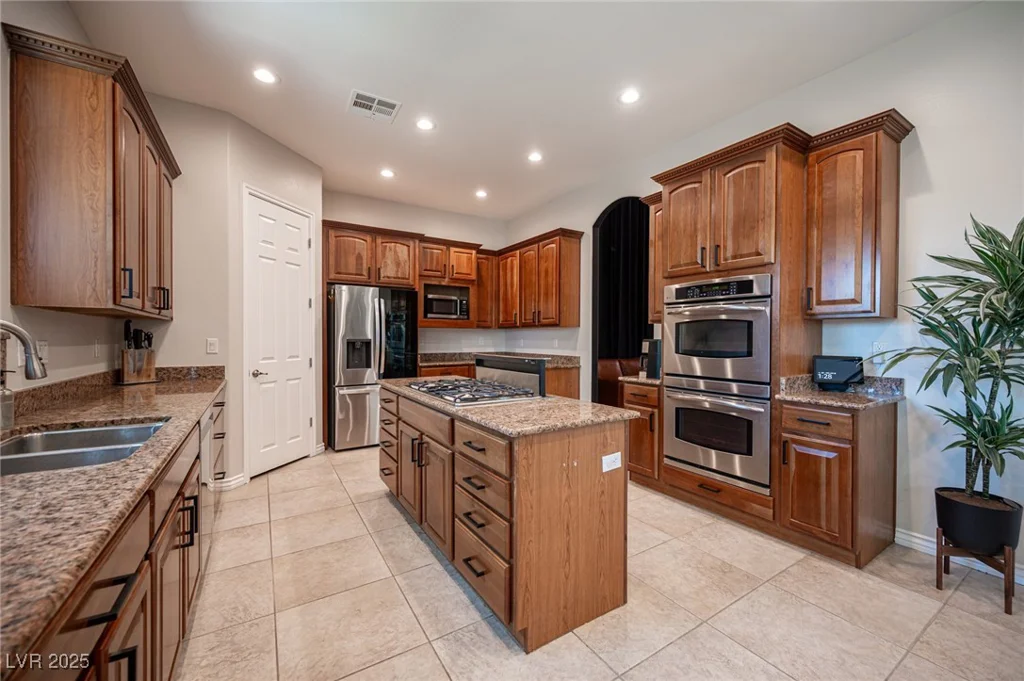 6760 Quapaw, Las Vegas, NV 89149